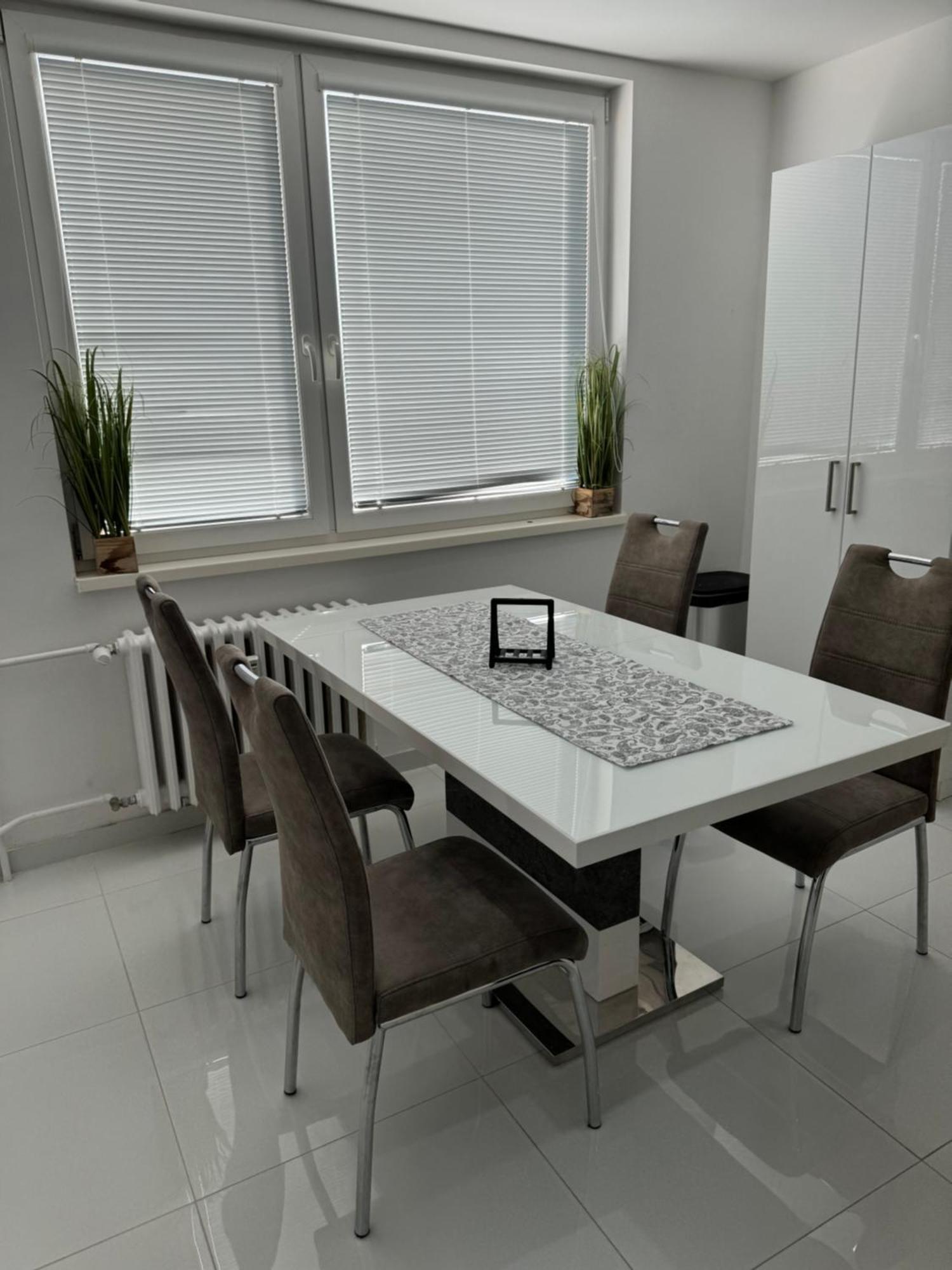 Peti Apartman Centrum 갈란타 외부 사진